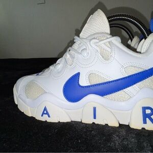 Nike Barrage Sneakers size 9